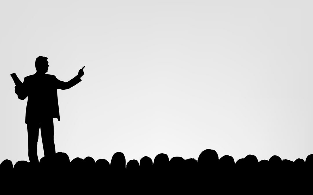100 Top Motivational Speakers: An In-Depth Guide for Event Professionals